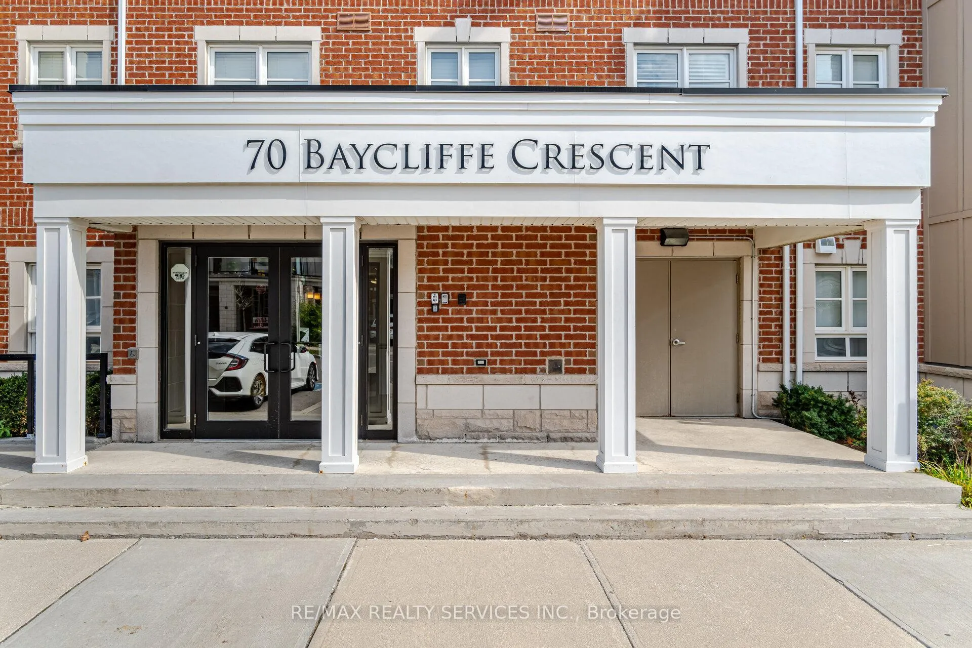 Photo 4 of Unit 408, 70 baycliffe Crescent, Brampton, Northwest Brampton — HOMEH
