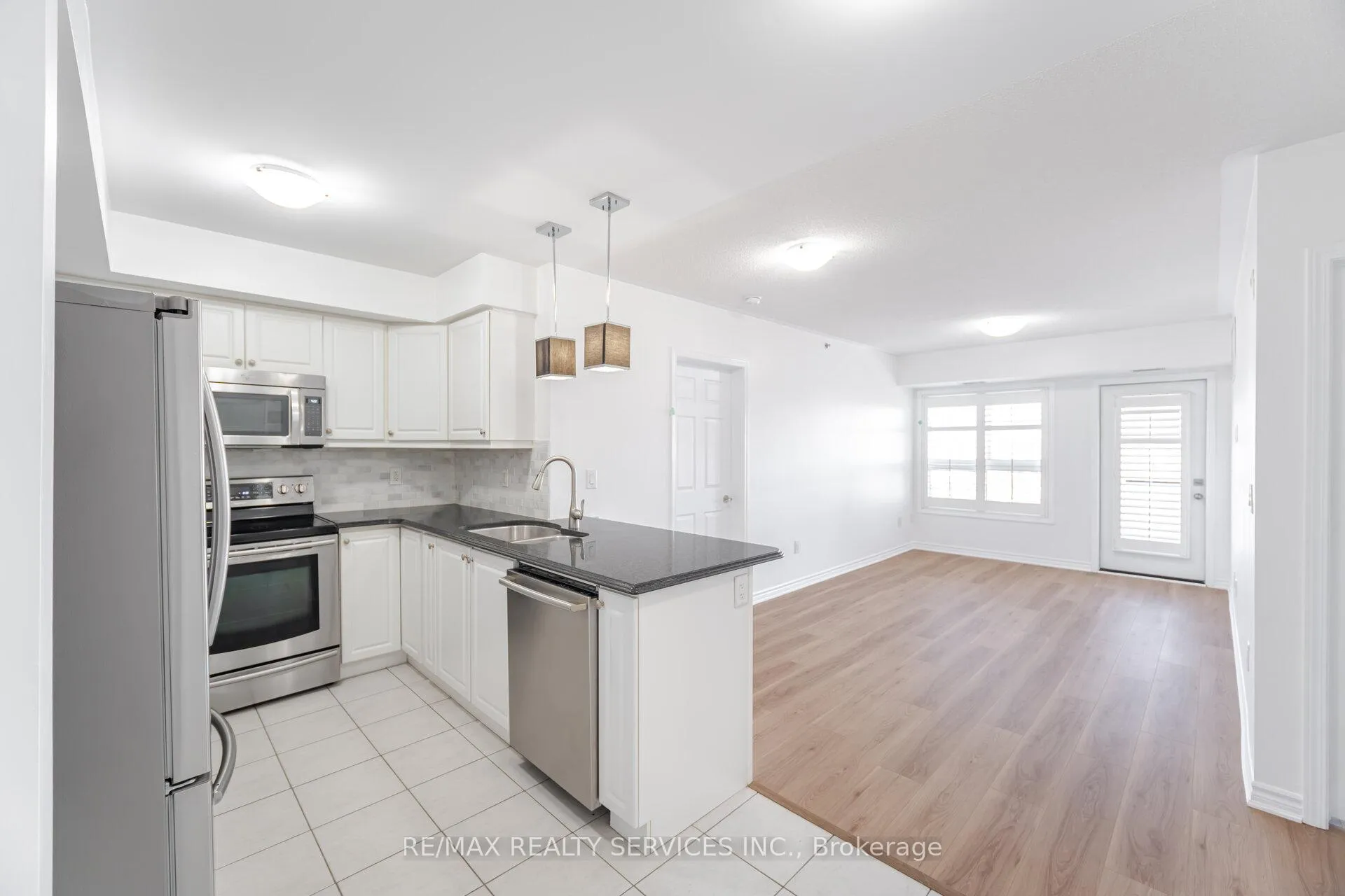 Photo 10 of Unit 408, 70 baycliffe Crescent, Brampton, Northwest Brampton — HOMEH
