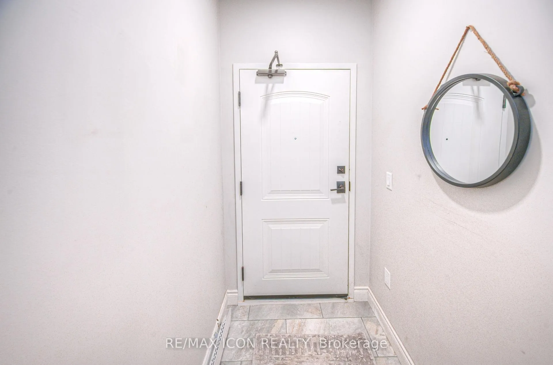 Photo 6 of Unit B301, 112 Union Street E, Waterloo, Uptown Waterloo/North Ward — HOMEH