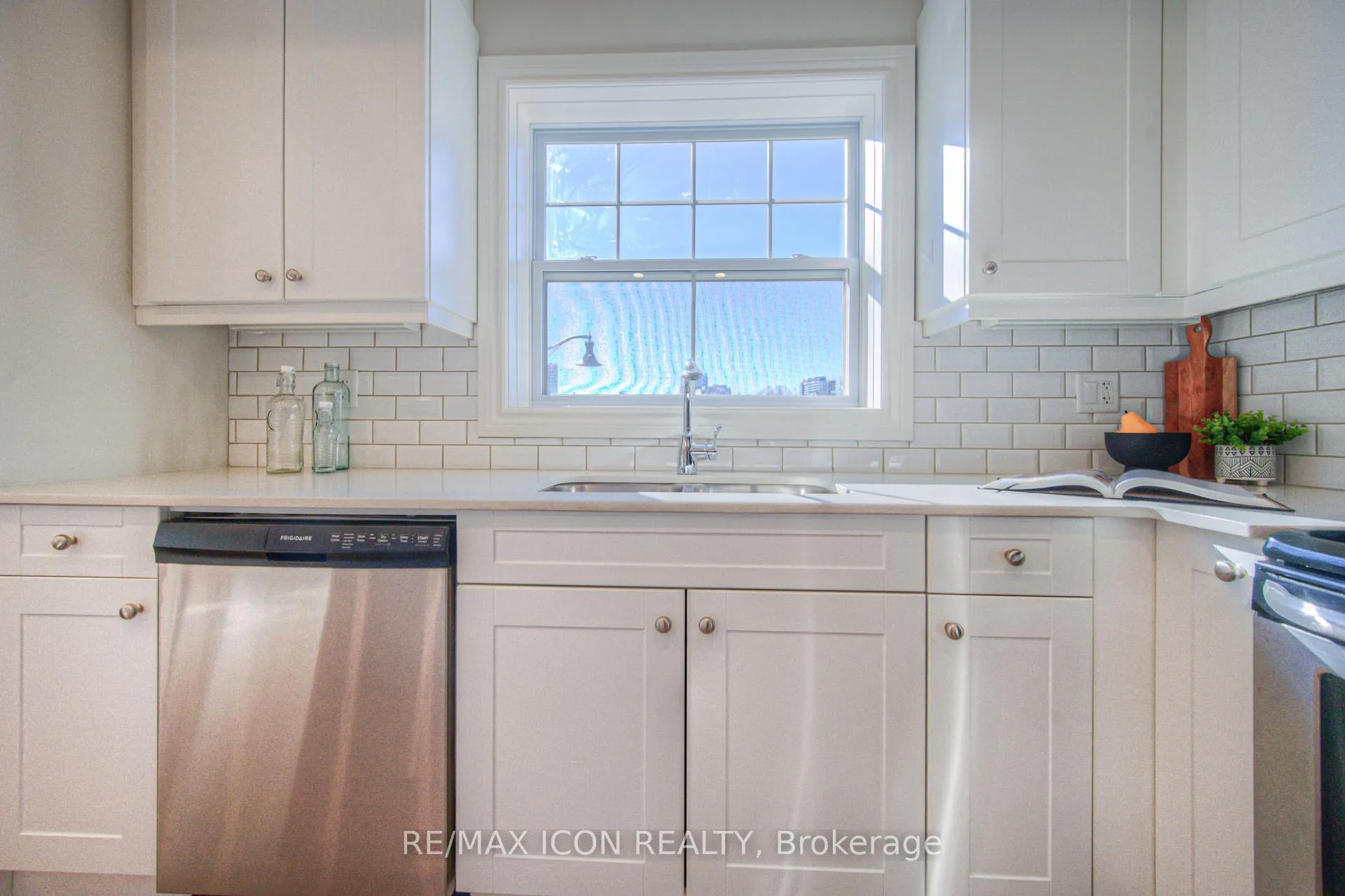 Photo 13 of Unit B301, 112 Union Street E, Waterloo, Uptown Waterloo/North Ward — HOMEH