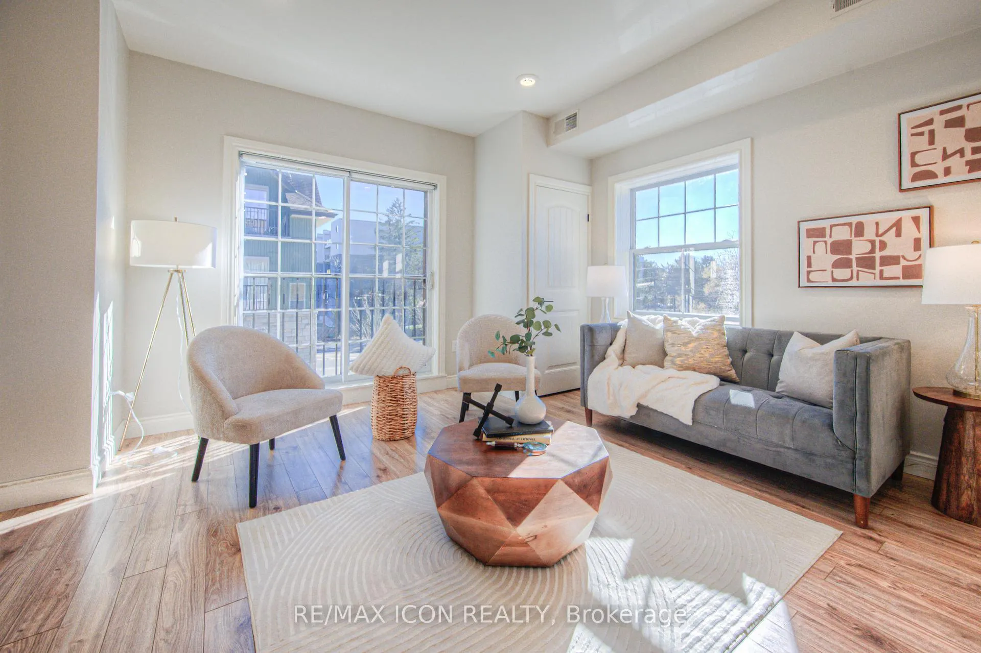 Photo 17 of Unit B301, 112 Union Street E, Waterloo, Uptown Waterloo/North Ward — HOMEH