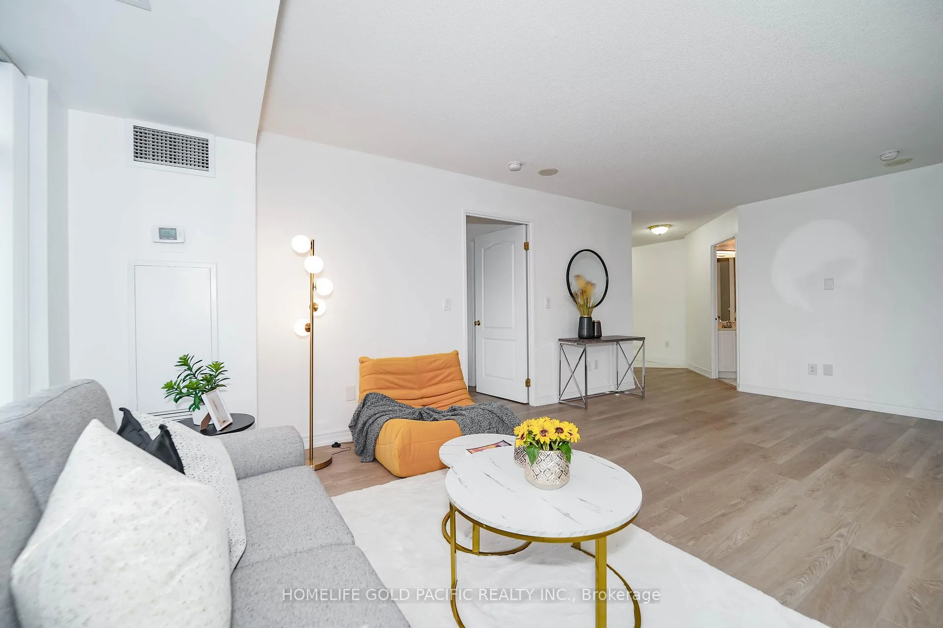 Photo 14 of Unit 1210, 135 Pond Drive, Markham, Commerce Valley — HOMEH