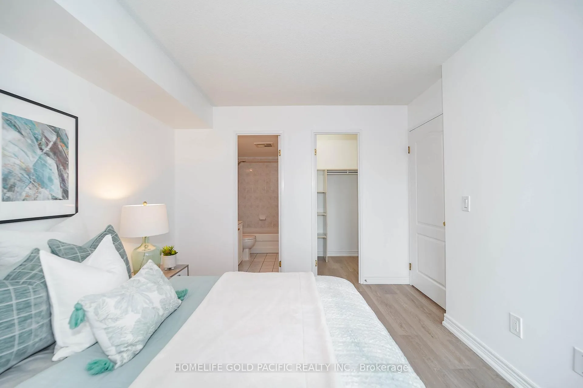 Photo 23 of Unit 1210, 135 Pond Drive, Markham, Commerce Valley — HOMEH