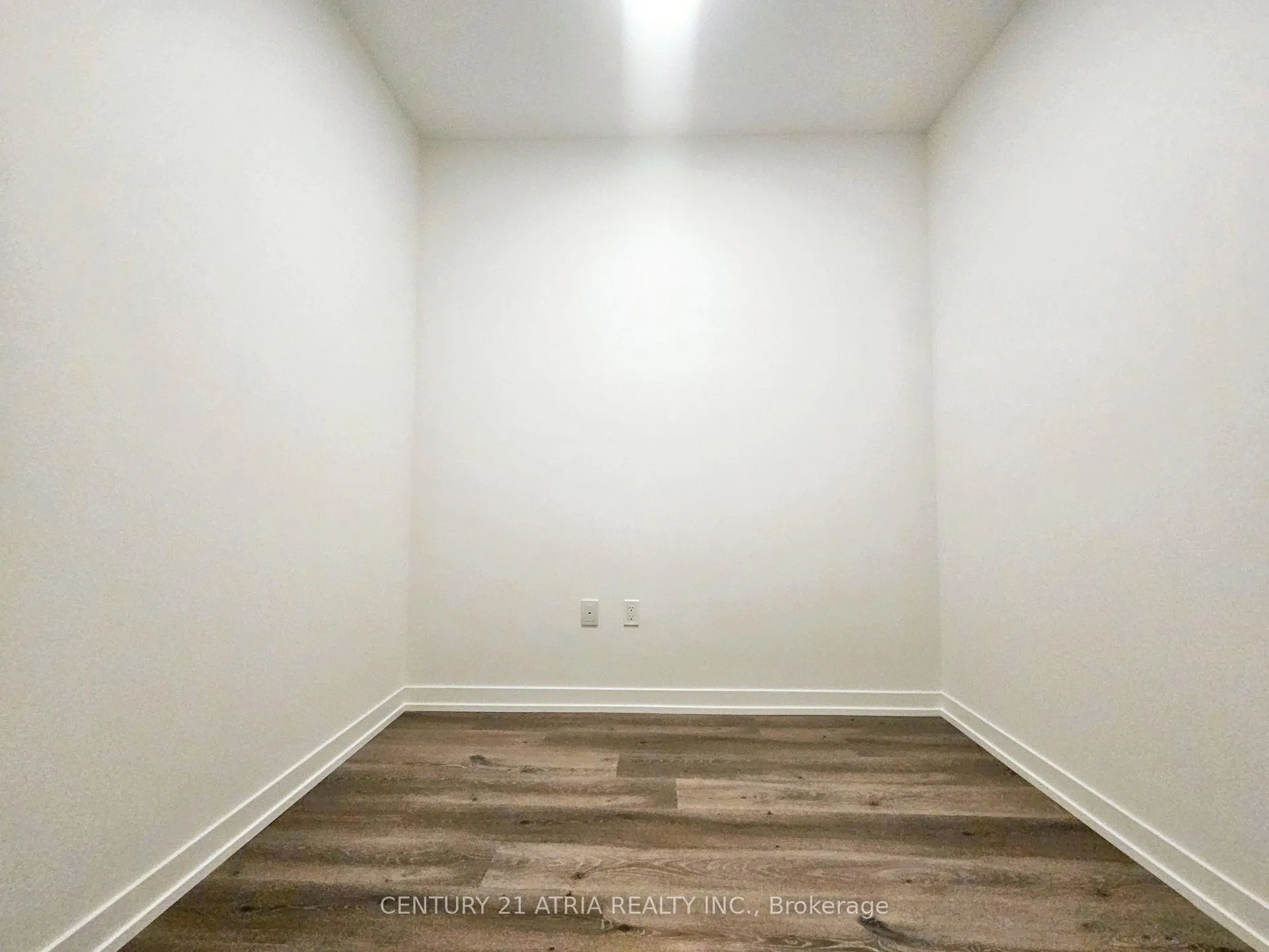 Photo 9 of Unit 701, 225 Commerce Street, Vaughan, Vaughan Corporate Centre — HOMEH