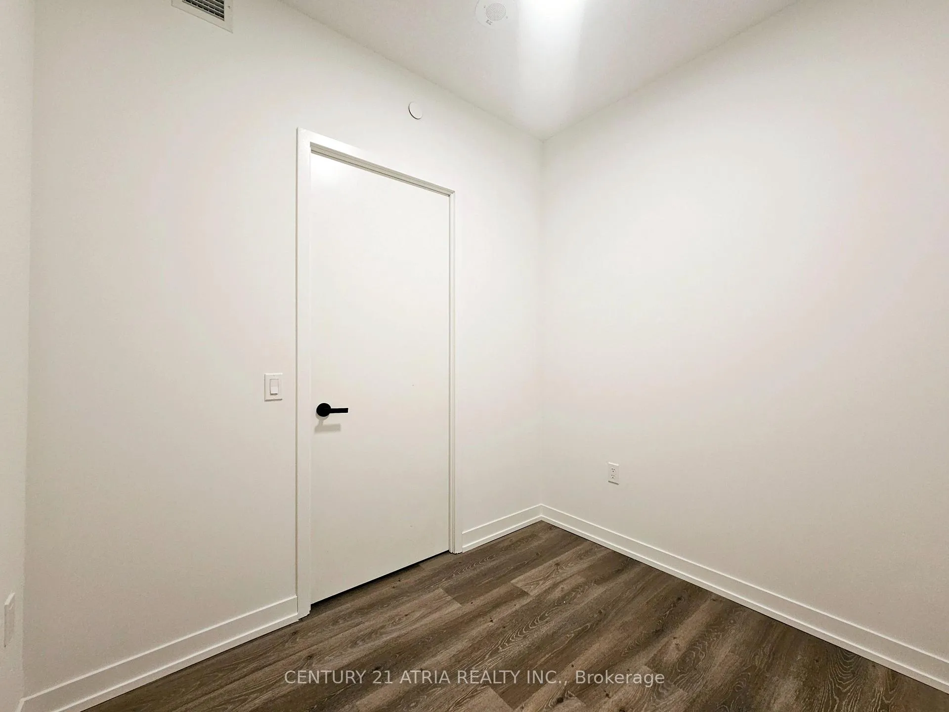 Photo 10 of Unit 701, 225 Commerce Street, Vaughan, Vaughan Corporate Centre — HOMEH