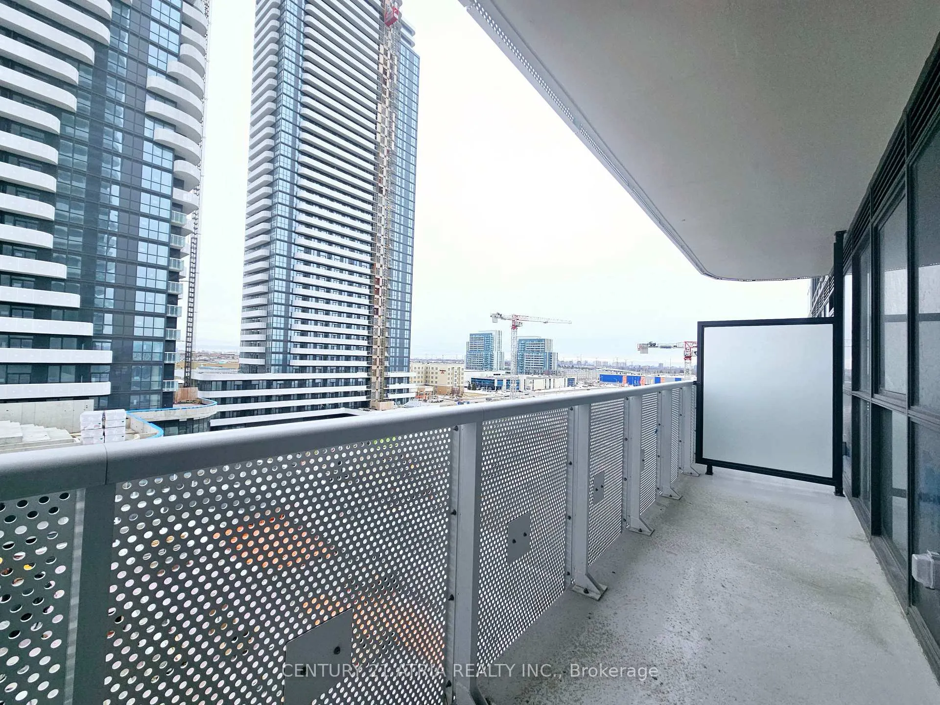 Photo 14 of Unit 701, 225 Commerce Street, Vaughan, Vaughan Corporate Centre — HOMEH