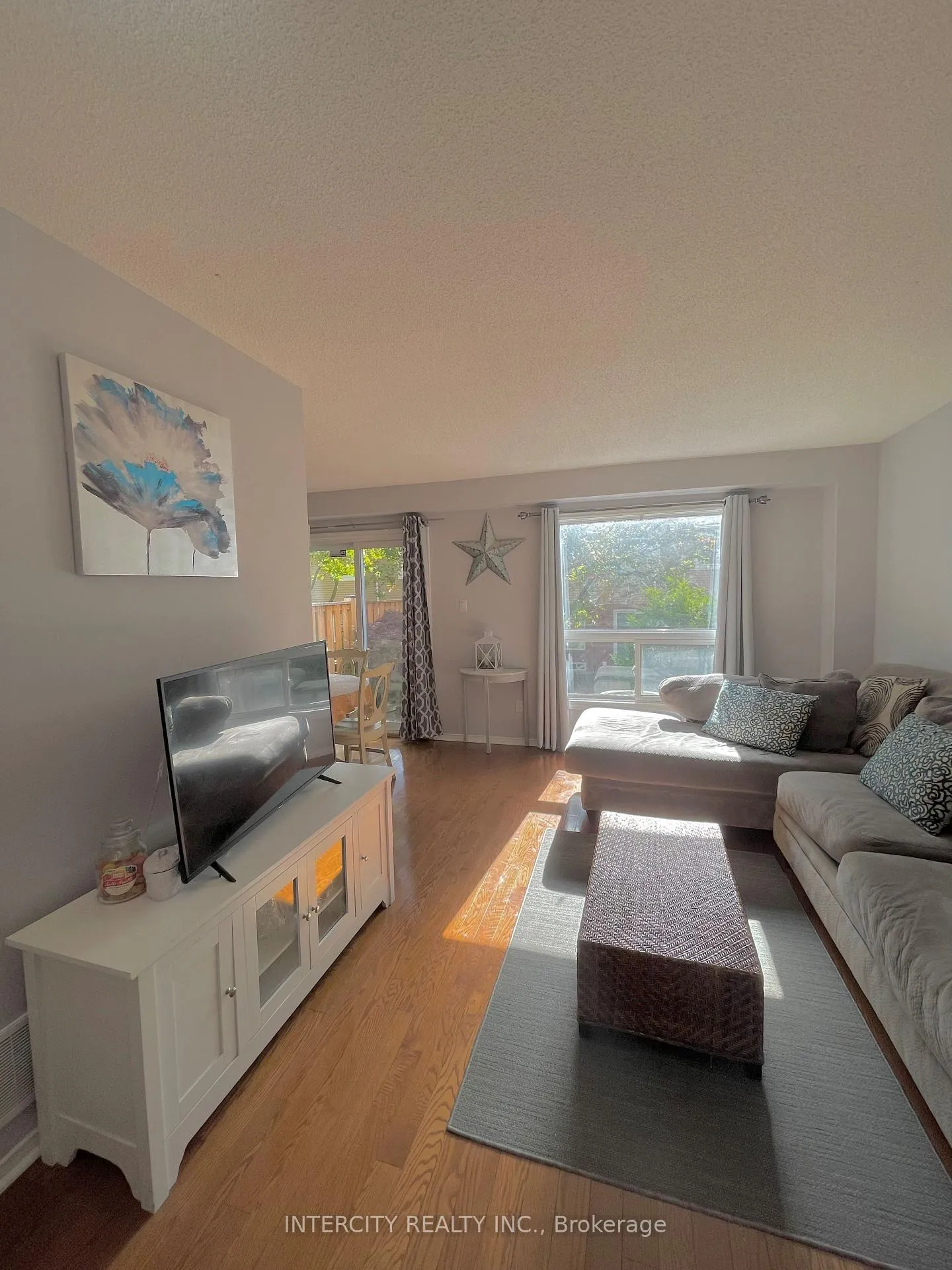 Photo 7 of Unit 184, 10 Bassett Boulevard, Whitby, Pringle Creek — HOMEH