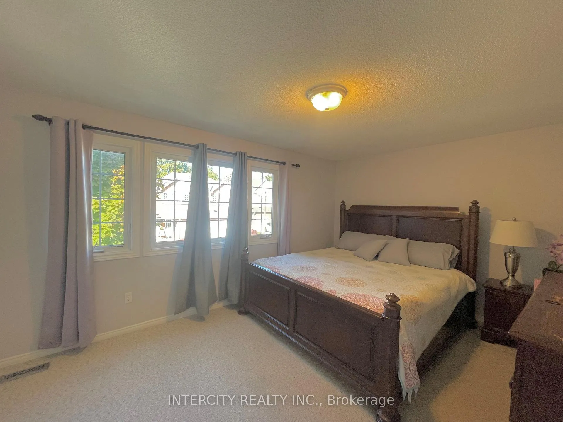 Photo 9 of Unit 184, 10 Bassett Boulevard, Whitby, Pringle Creek — HOMEH