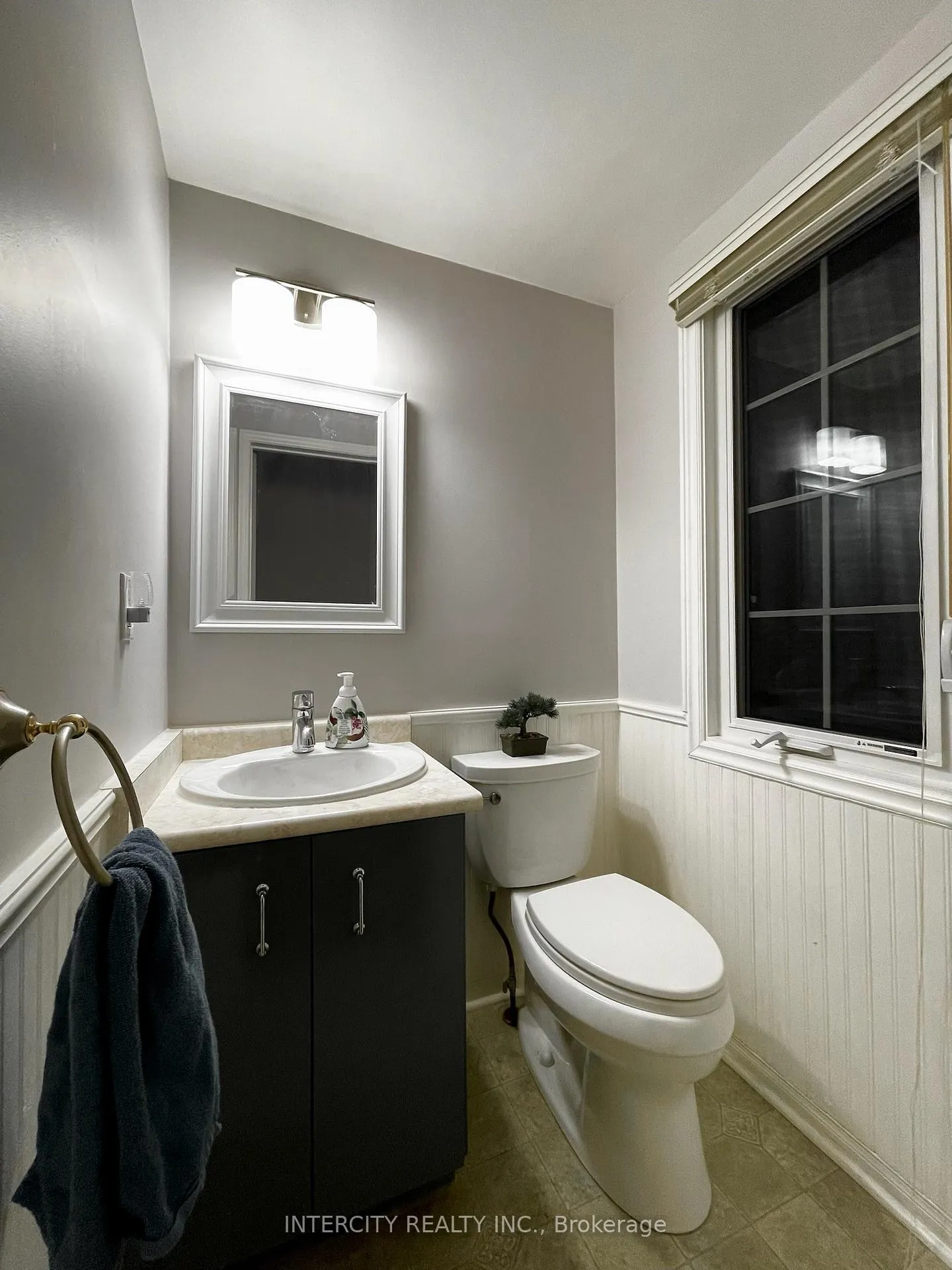 Photo 10 of Unit 184, 10 Bassett Boulevard, Whitby, Pringle Creek — HOMEH