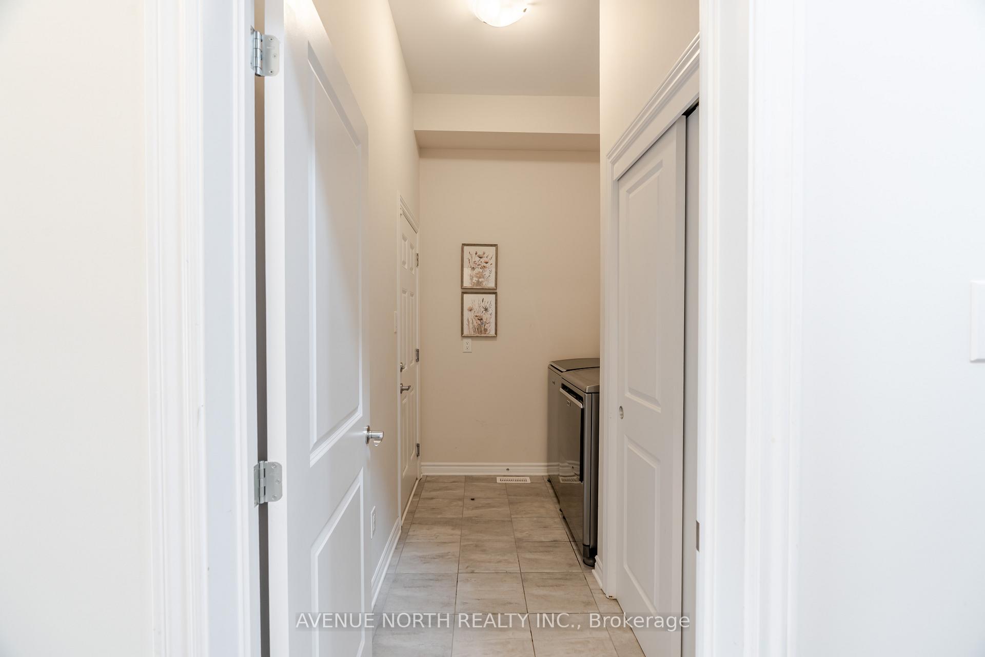 Photo 5 of 318 Grackle Street, Ottawa, Blossom Park/Kemp Park/Findlay Creek — HOMEH