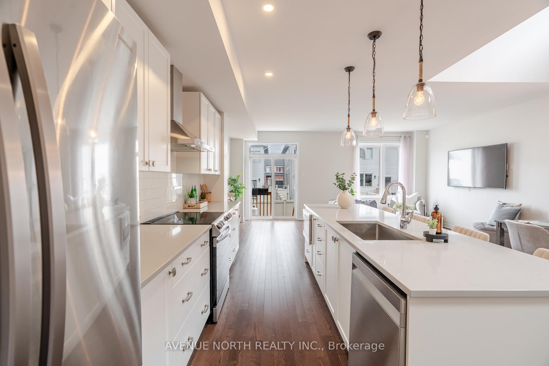 Photo 13 of 318 Grackle Street, Ottawa, Blossom Park/Kemp Park/Findlay Creek — HOMEH