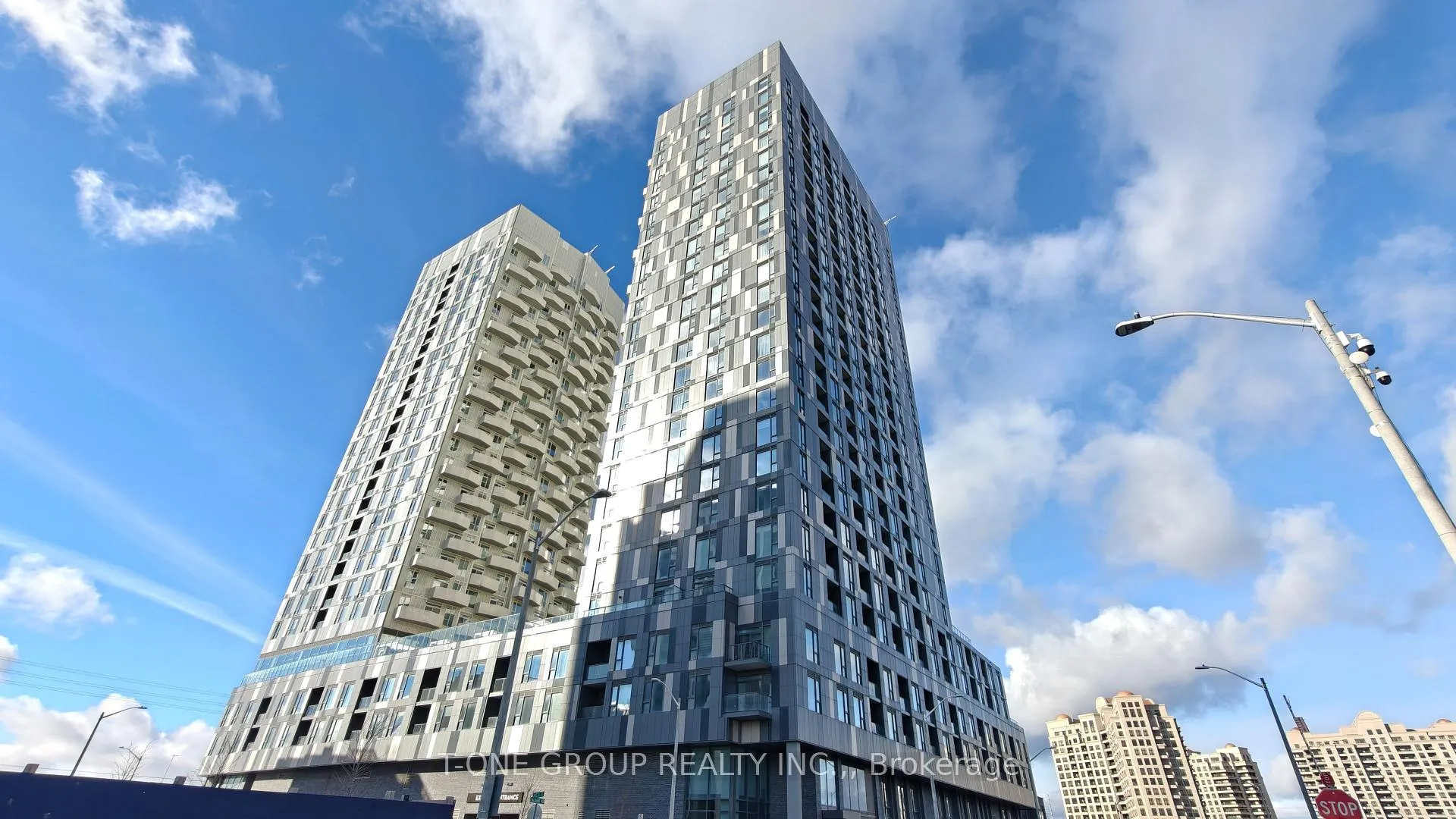 Photo 1 of Unit 601, 474 Caldari Road, Vaughan, Concord — HOMEH