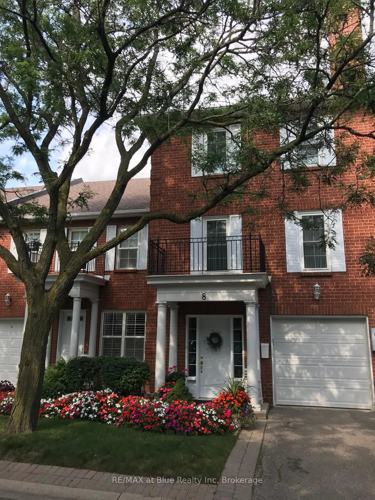 Front of 8 Stornwood Court