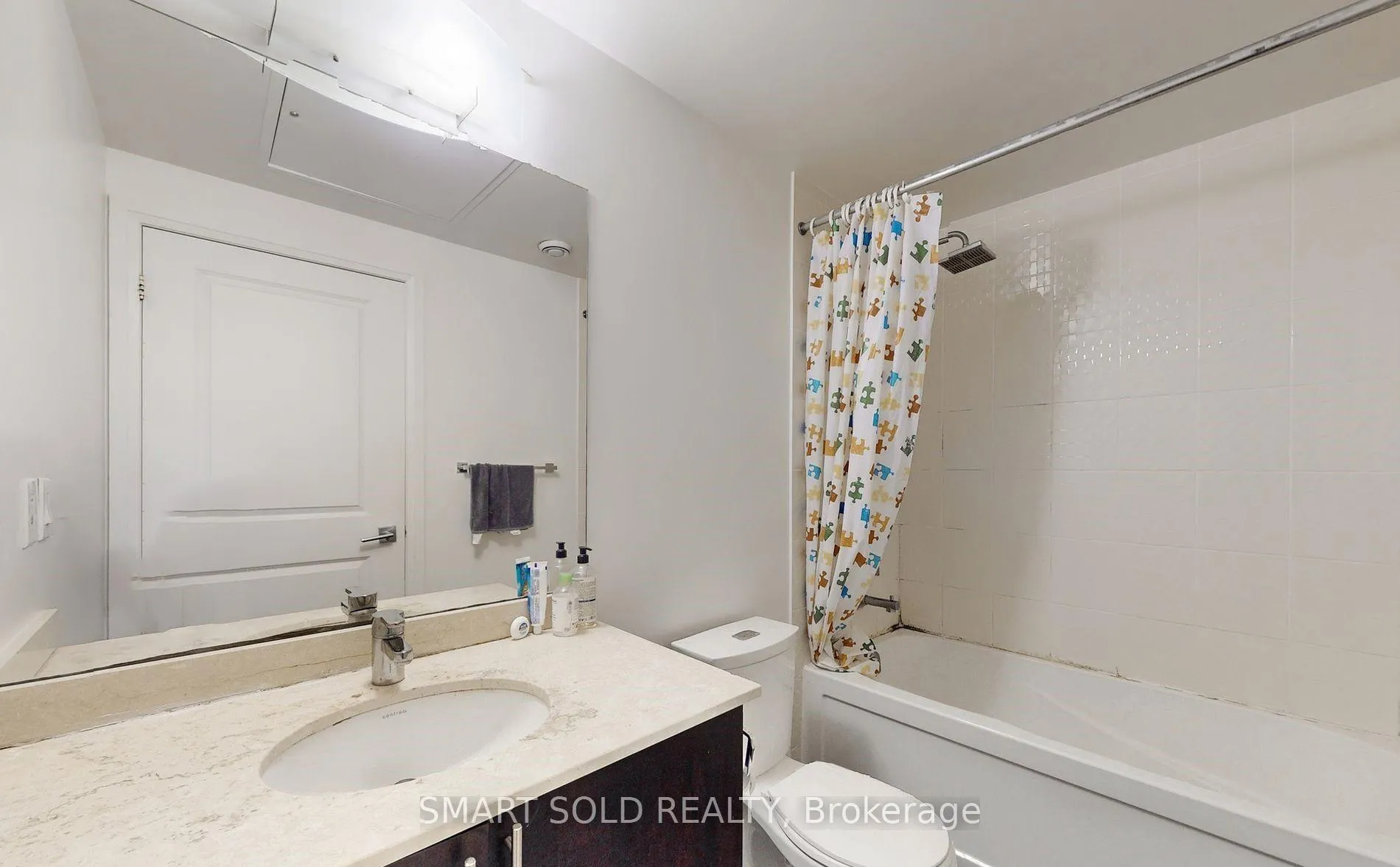 Photo 11 of Unit 1110, 7165 Yonge Street, Markham, Grandview — HOMEH