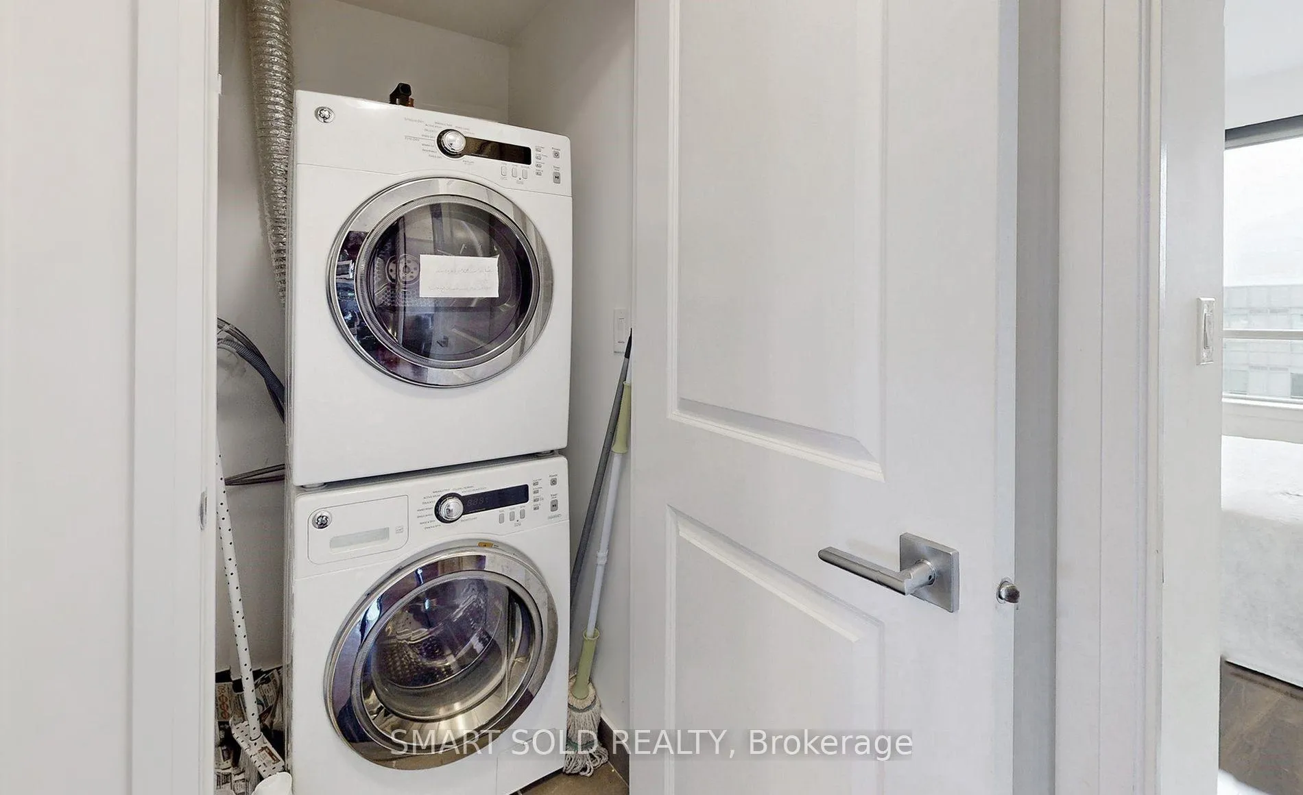 Photo 12 of Unit 1110, 7165 Yonge Street, Markham, Grandview — HOMEH