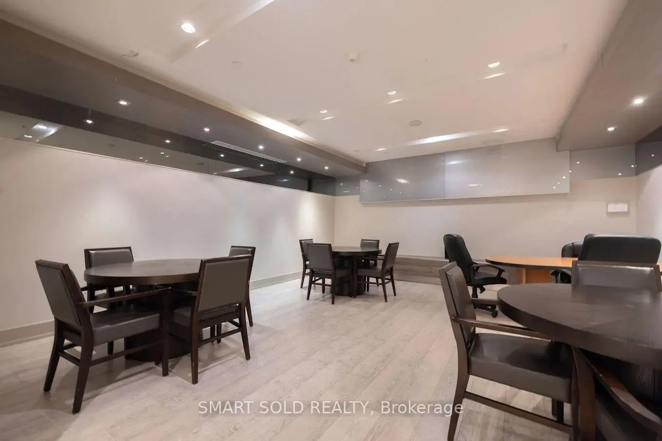 Photo 18 of Unit 1110, 7165 Yonge Street, Markham, Grandview — HOMEH