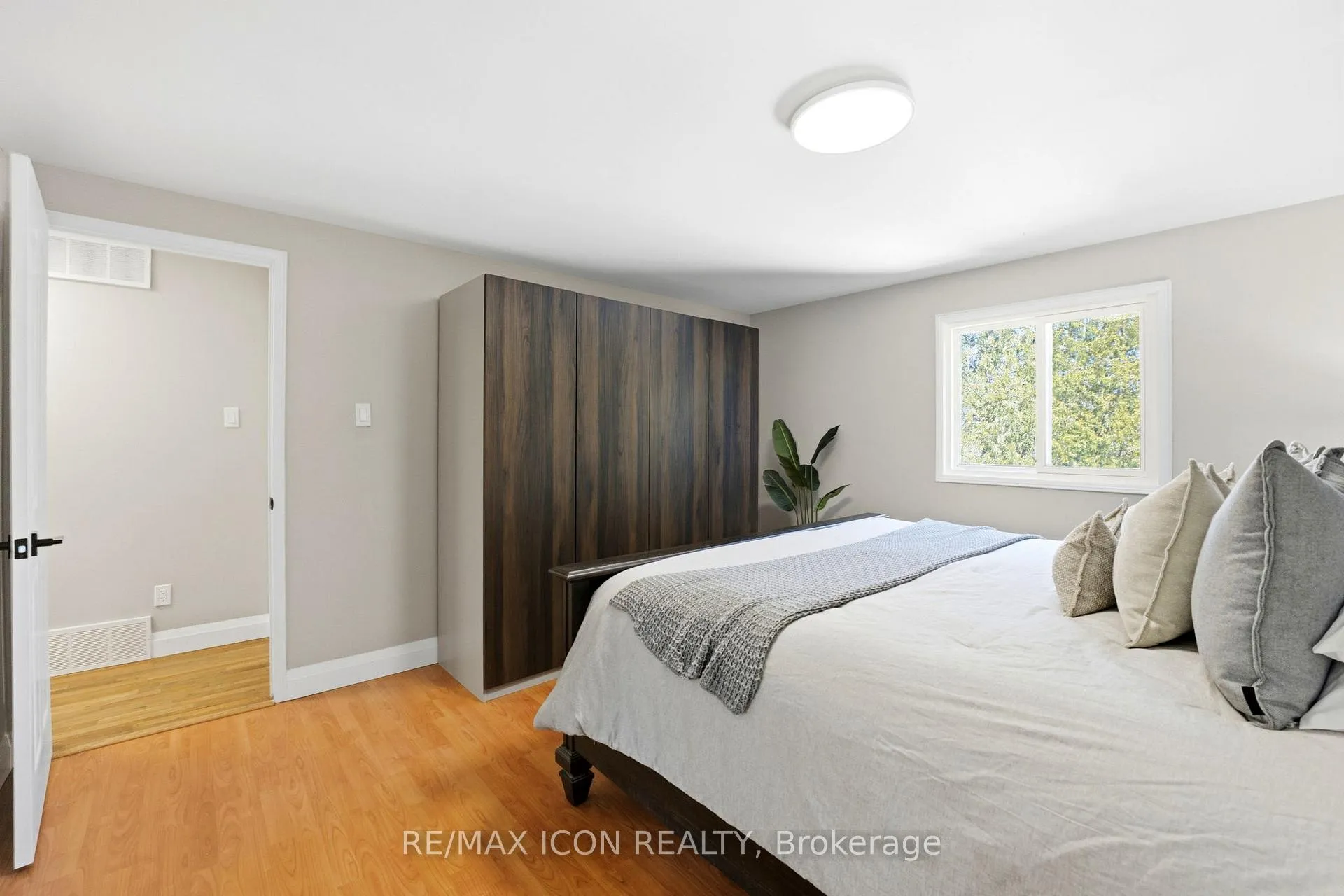 Photo 17 of 304 Dinison Place, Kitchener — HOMEH