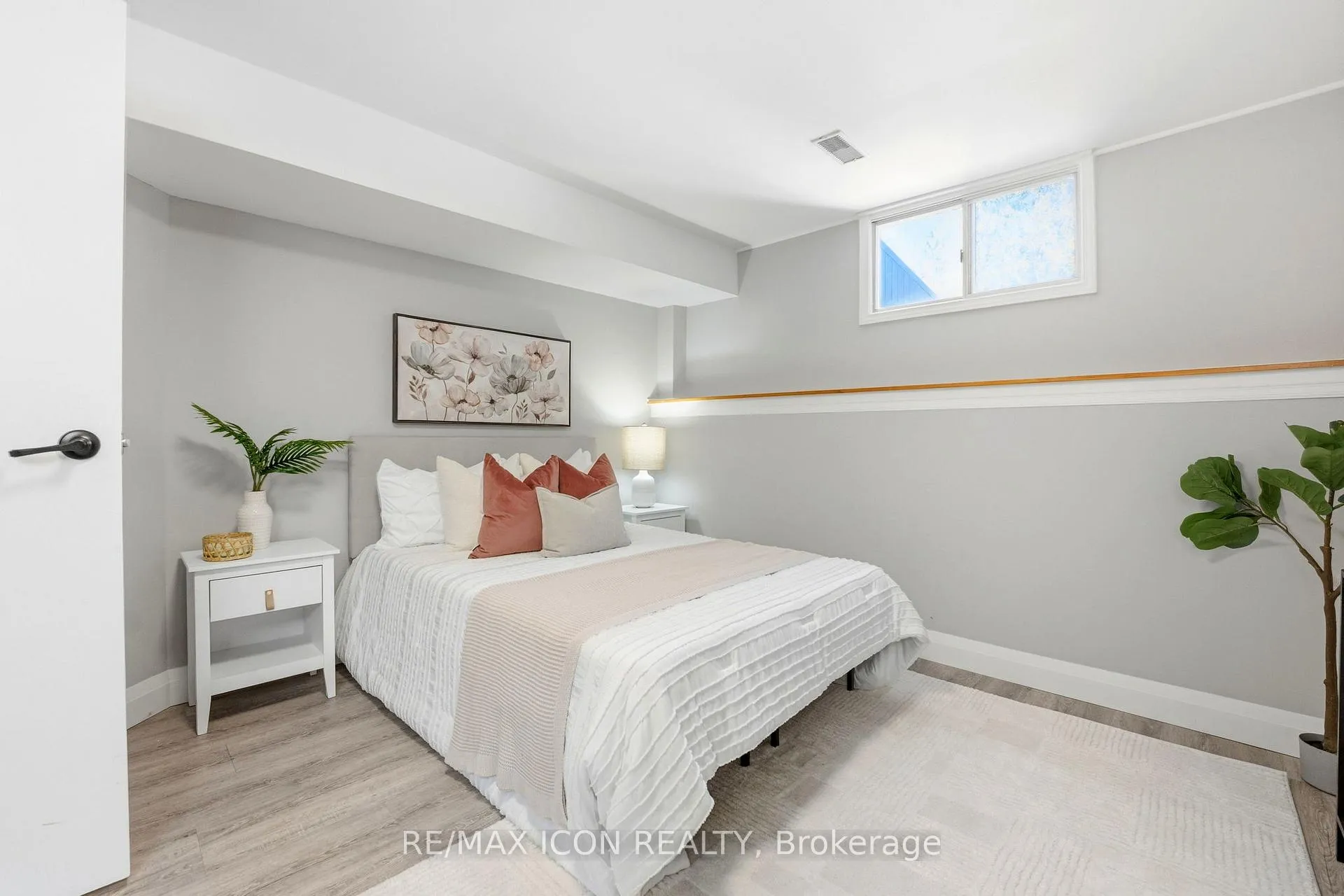 Photo 21 of 304 Dinison Place, Kitchener — HOMEH