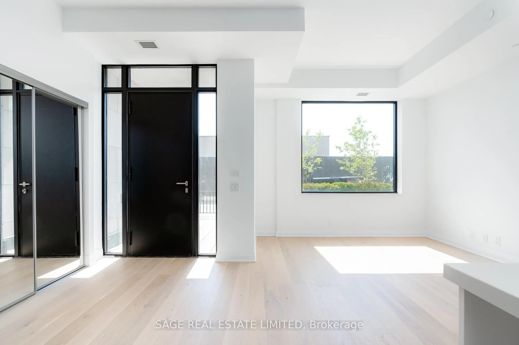 Photo 2 of Unit TH11, 33 Frederick Todd Way S, Toronto, Thorncliffe Park — HOMEH