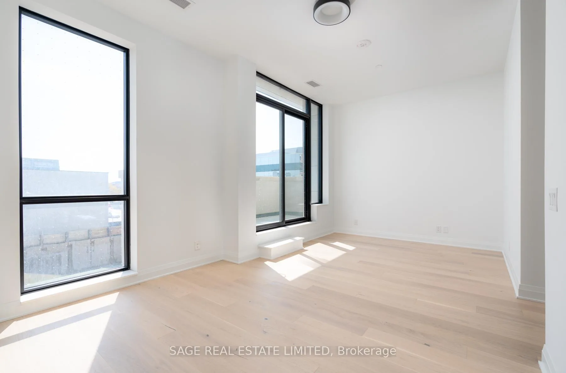 Photo 26 of Unit TH11, 33 Frederick Todd Way S, Toronto, Thorncliffe Park — HOMEH