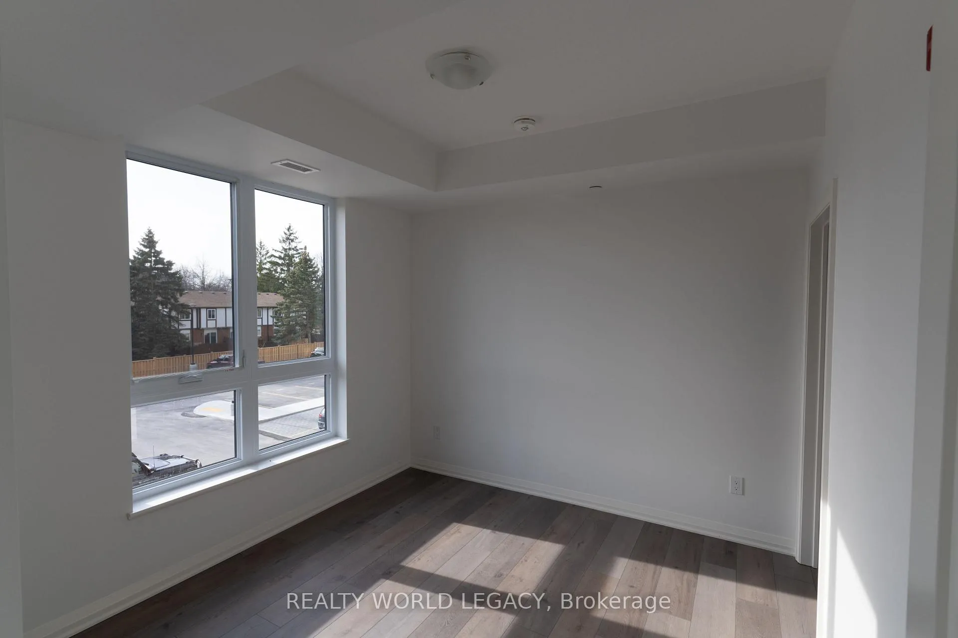 Photo 4 of Unit 215, 101 Golden Eagle Avenue, Waterloo — HOMEH
