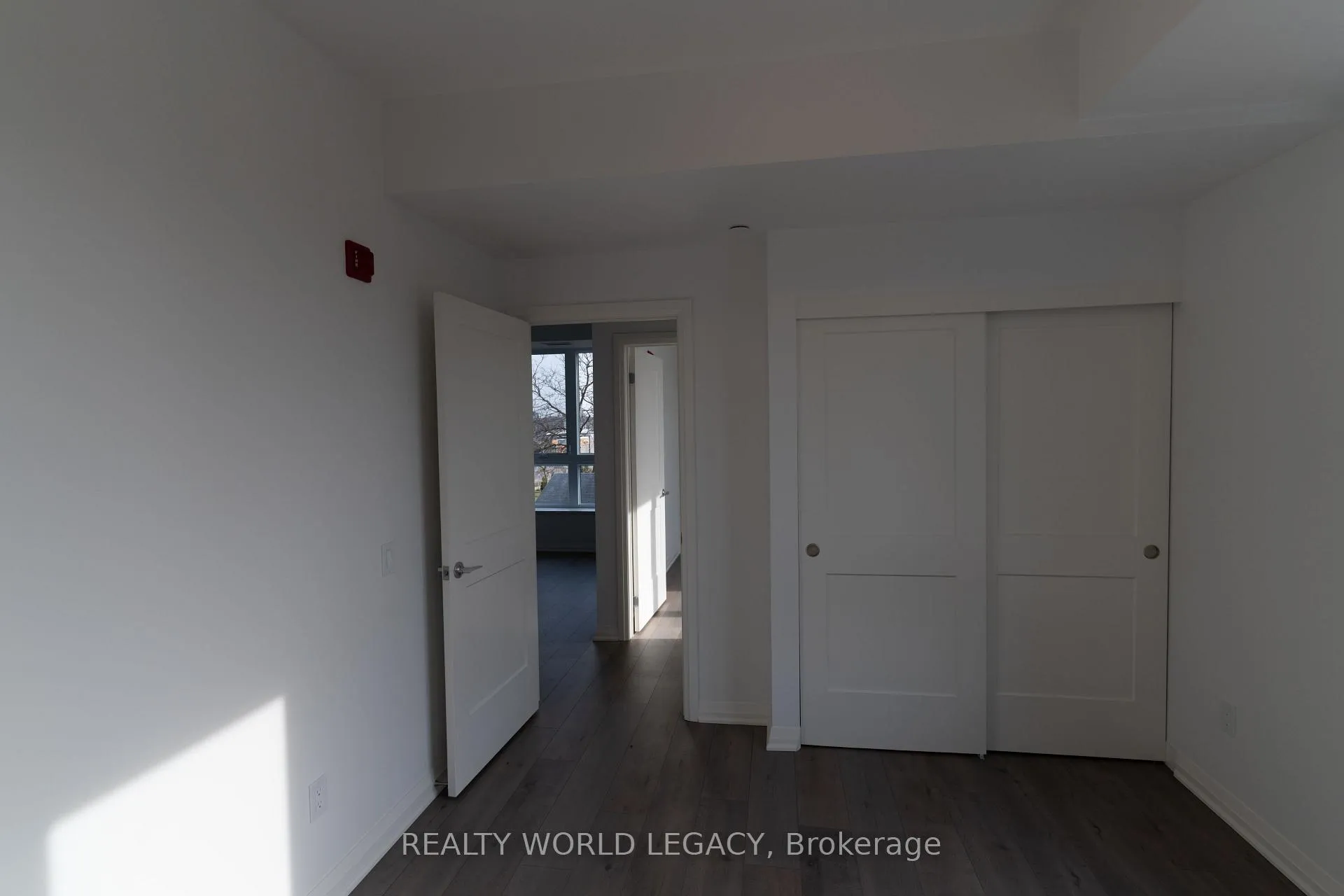 Photo 5 of Unit 215, 101 Golden Eagle Avenue, Waterloo — HOMEH