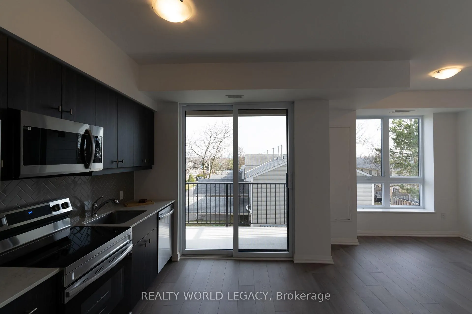 Photo 10 of Unit 215, 101 Golden Eagle Avenue, Waterloo — HOMEH
