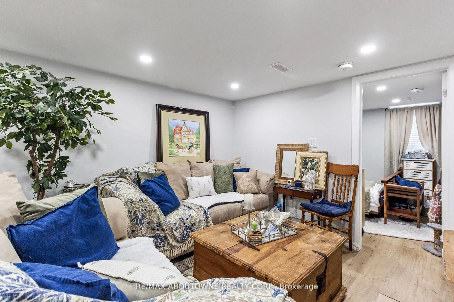Photo 27 of 136 Brantdale Avenue, Hamilton, Southam — HOMEH
