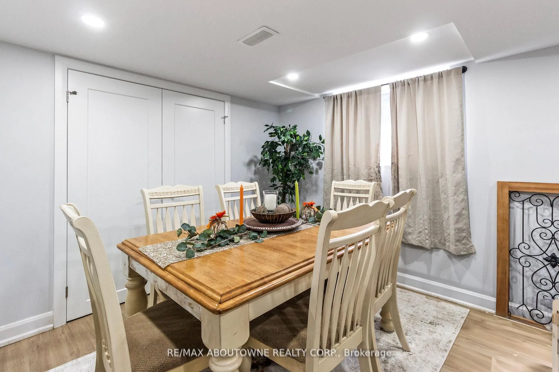 Photo 29 of 136 Brantdale Avenue, Hamilton, Southam — HOMEH