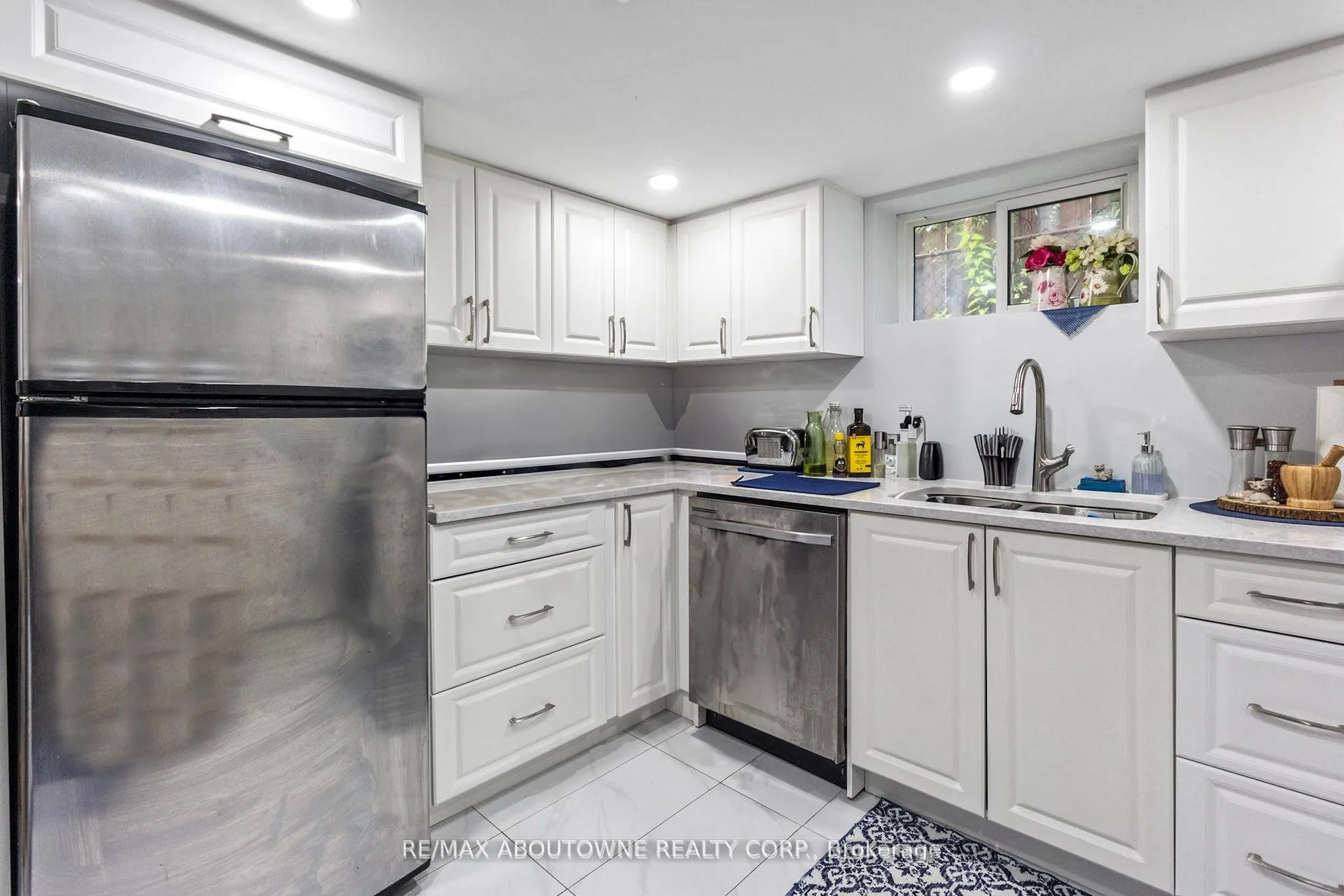 Photo 32 of 136 Brantdale Avenue, Hamilton, Southam — HOMEH