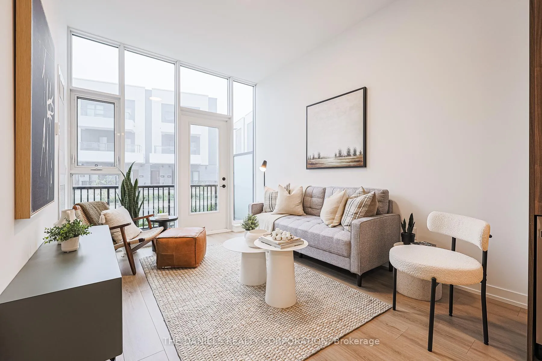 Photo 7 of Unit 115, 10 Lagerfeld Drive, Brampton, Northwest Brampton — HOMEH
