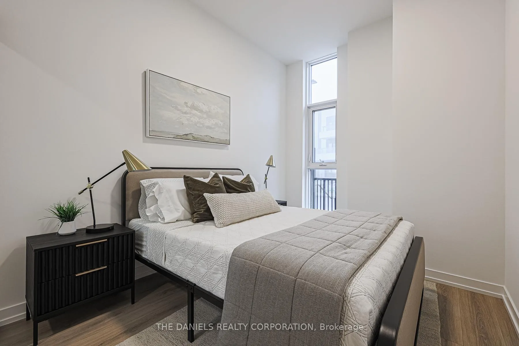 Photo 8 of Unit 115, 10 Lagerfeld Drive, Brampton, Northwest Brampton — HOMEH