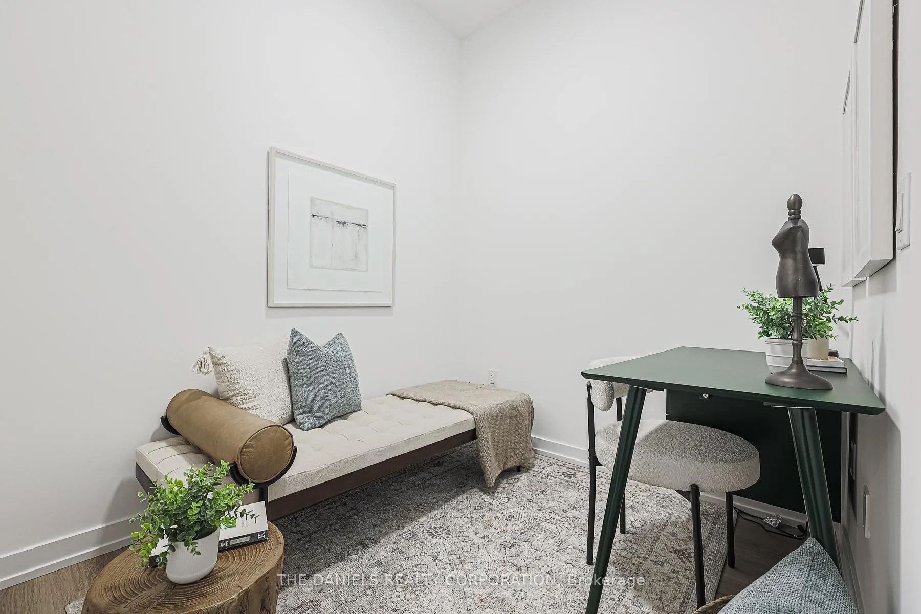 Photo 9 of Unit 115, 10 Lagerfeld Drive, Brampton, Northwest Brampton — HOMEH