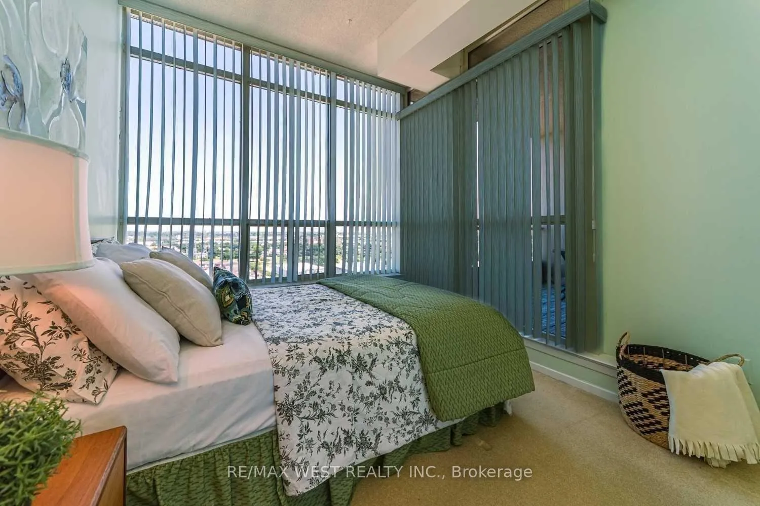 Photo 11 of Unit PH30, 1880 Valley Farm Road, Pickering, Town Centre — HOMEH