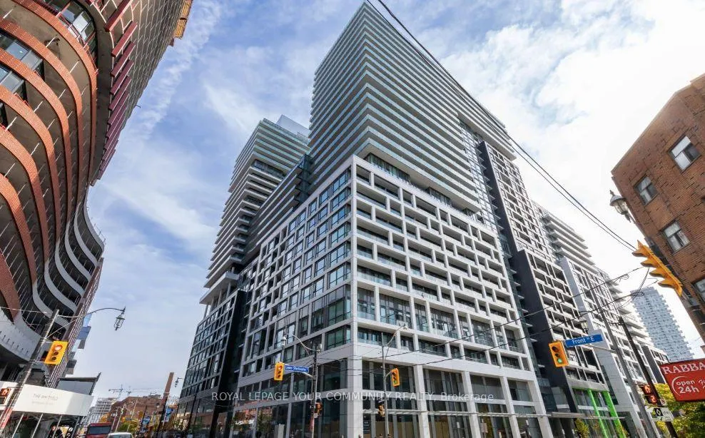 Front of Unit 937, 135 Lower Sherbourne Street
