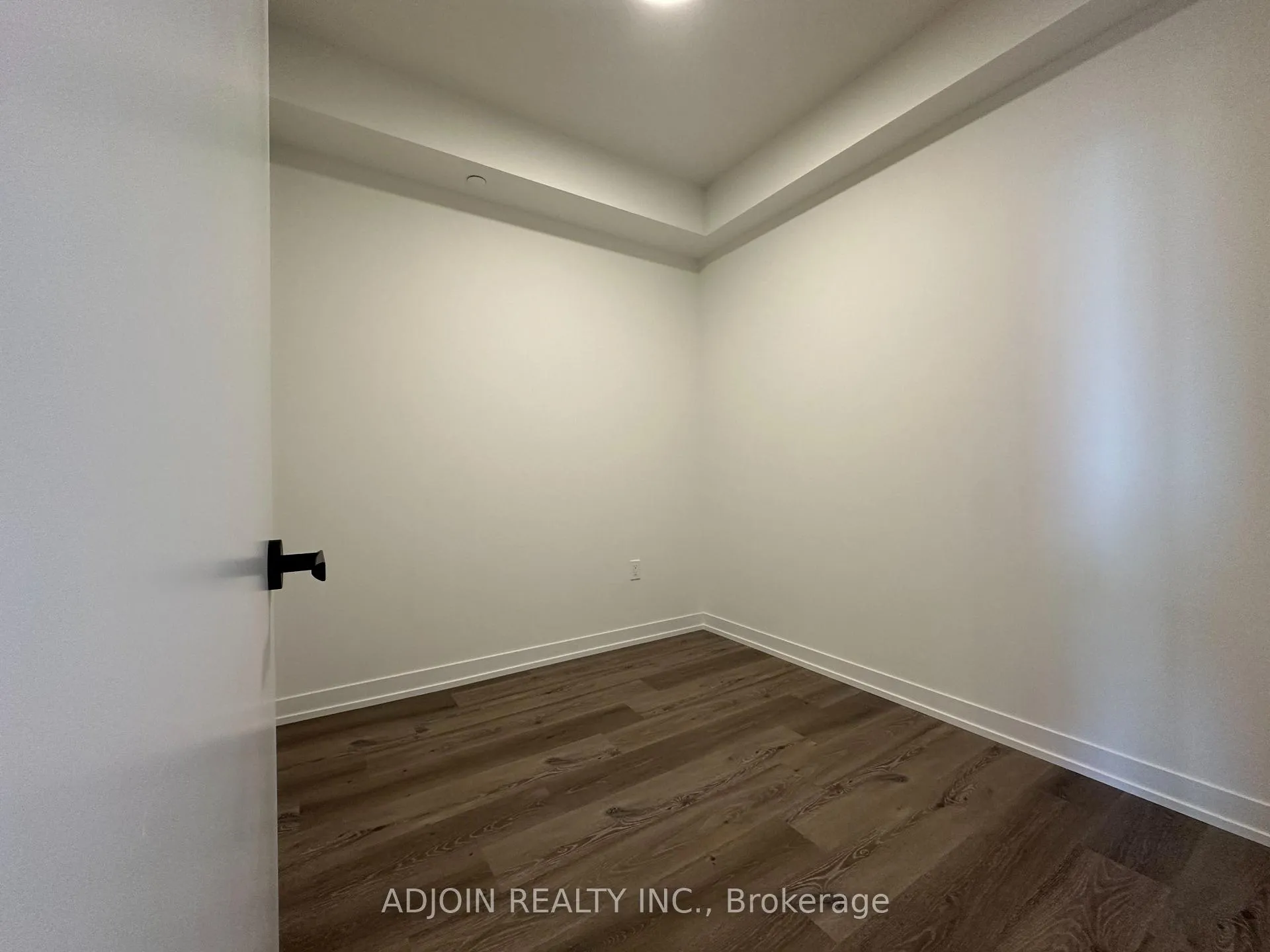 Photo 2 of Unit 1505, 225 Commerce Street, Vaughan, Vaughan Corporate Centre — HOMEH