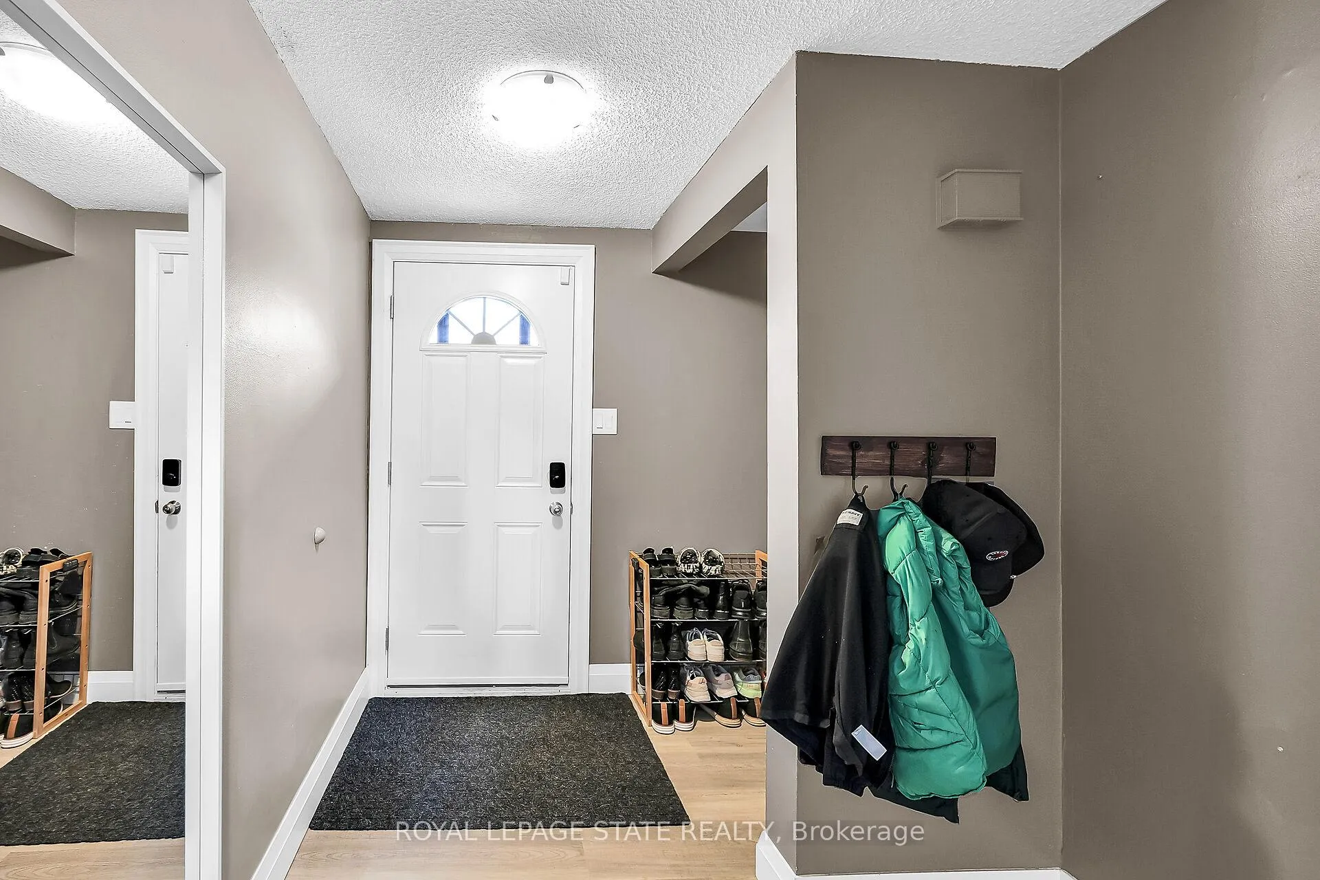 Photo 6 of Unit T3, 444 Stone Church Road W, Hamilton, Gurnett — HOMEH