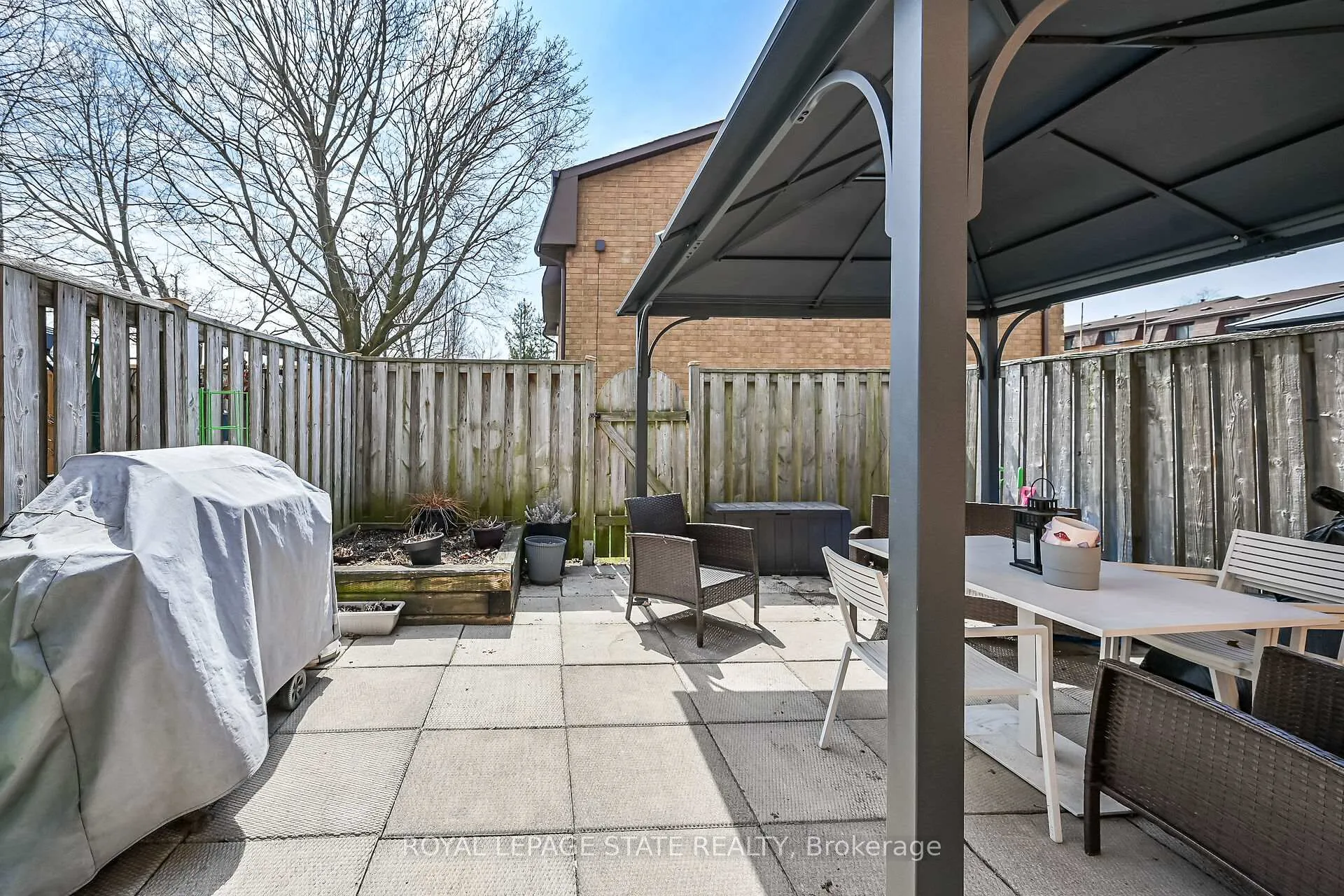 Photo 35 of Unit T3, 444 Stone Church Road W, Hamilton, Gurnett — HOMEH