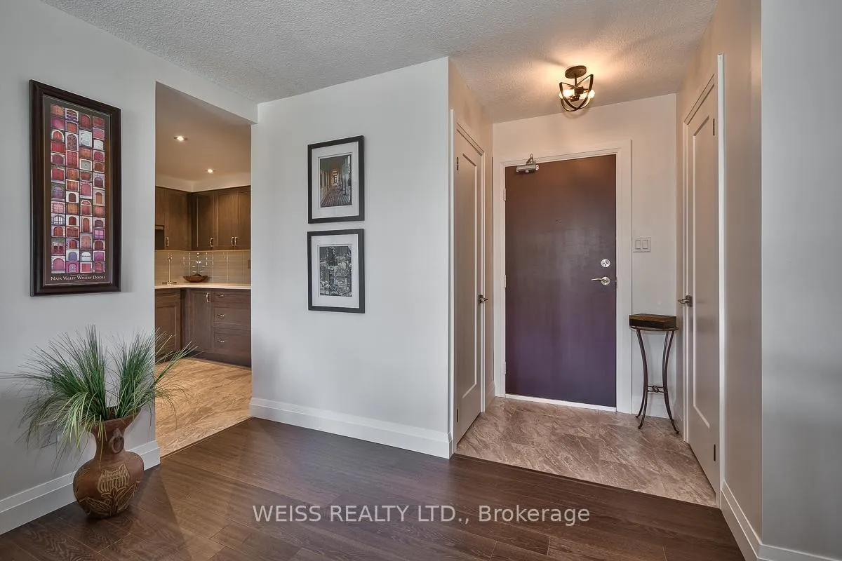 Photo 3 of Unit 402, 500 Green Road, Hamilton, Lakeshore — HOMEH