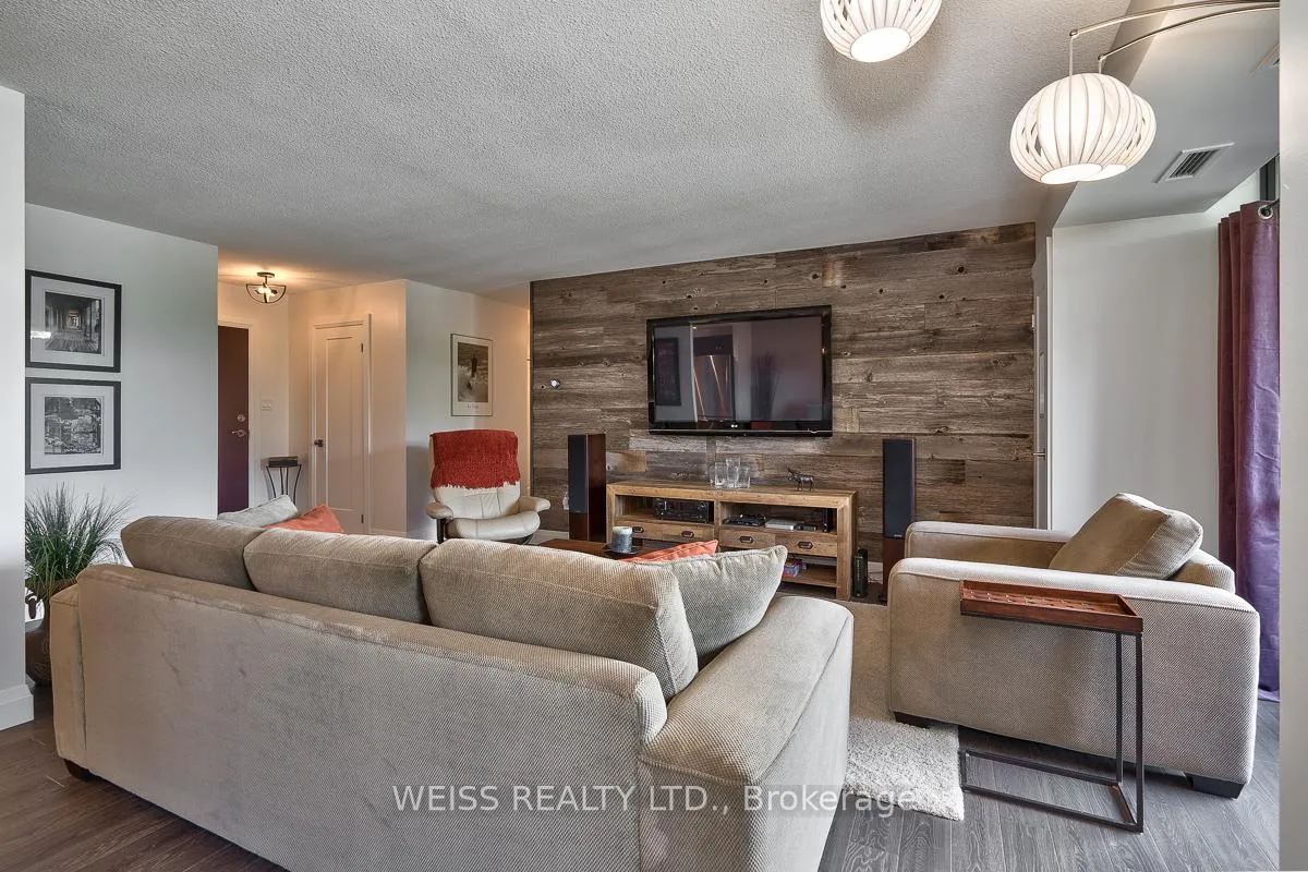 Photo 11 of Unit 402, 500 Green Road, Hamilton, Lakeshore — HOMEH