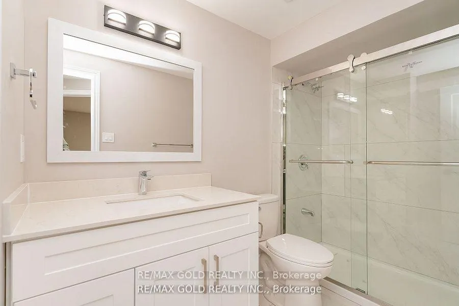 Photo 19 of 17 Eden Park Drive, Brampton, Southgate — HOMEH