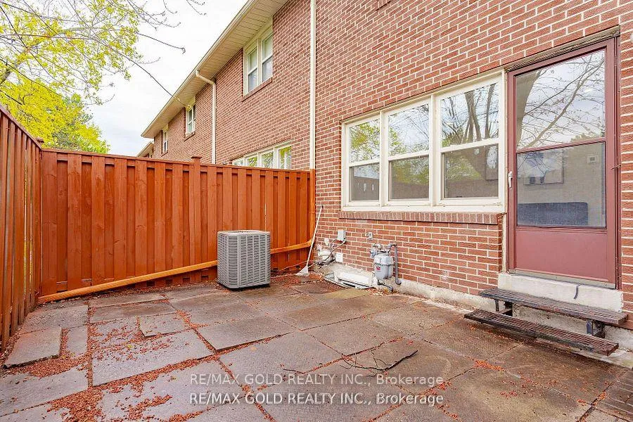 Photo 28 of 17 Eden Park Drive, Brampton, Southgate — HOMEH