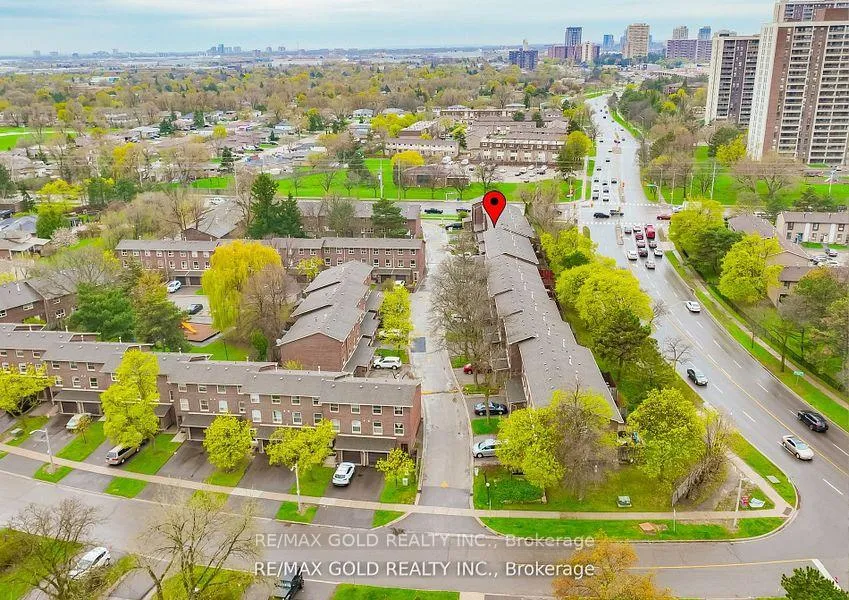 Photo 36 of 17 Eden Park Drive, Brampton, Southgate — HOMEH