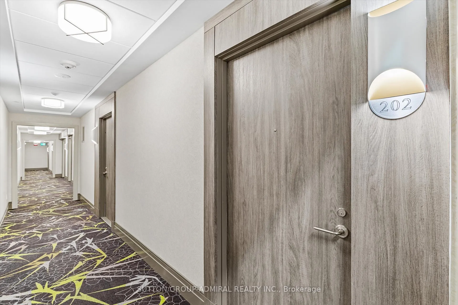 Photo 2 of Unit 202, 20 Gatineau Drive, Vaughan, Beverley Glen — HOMEH