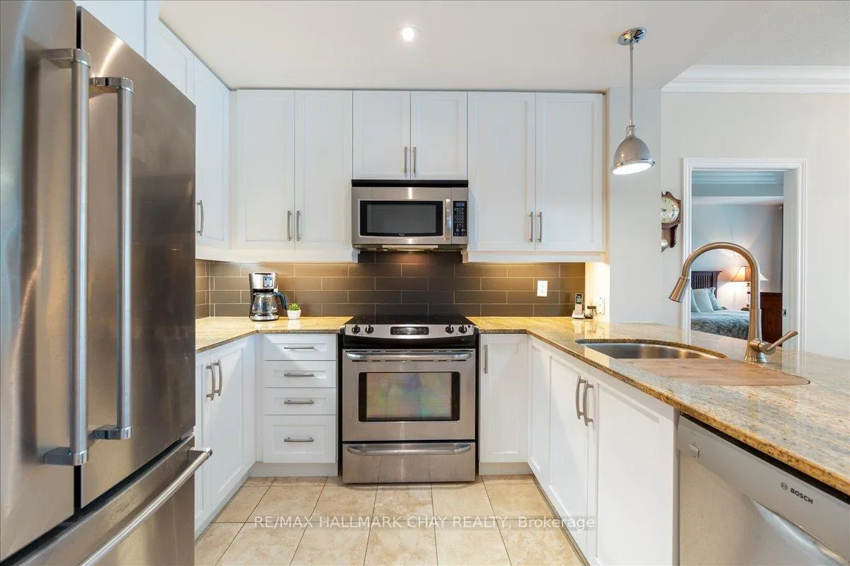Photo 8 of Unit 1108, 33 Ellen Street, Barrie, Lakeshore — HOMEH
