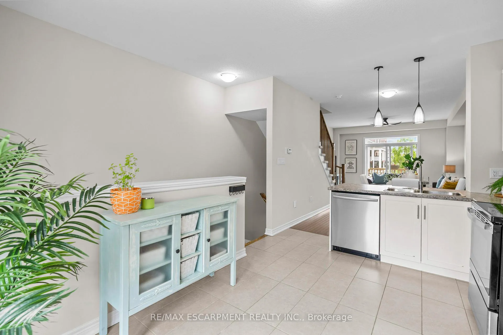 Photo 8 of Unit 53, 215 Dundas Street E, Hamilton, Waterdown — HOMEH