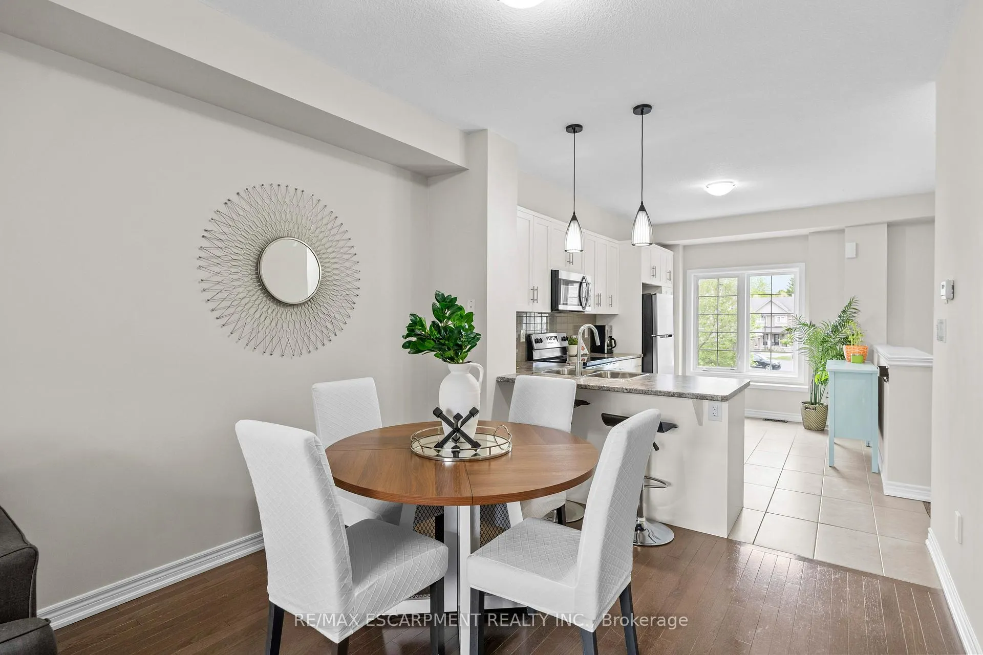 Photo 10 of Unit 53, 215 Dundas Street E, Hamilton, Waterdown — HOMEH