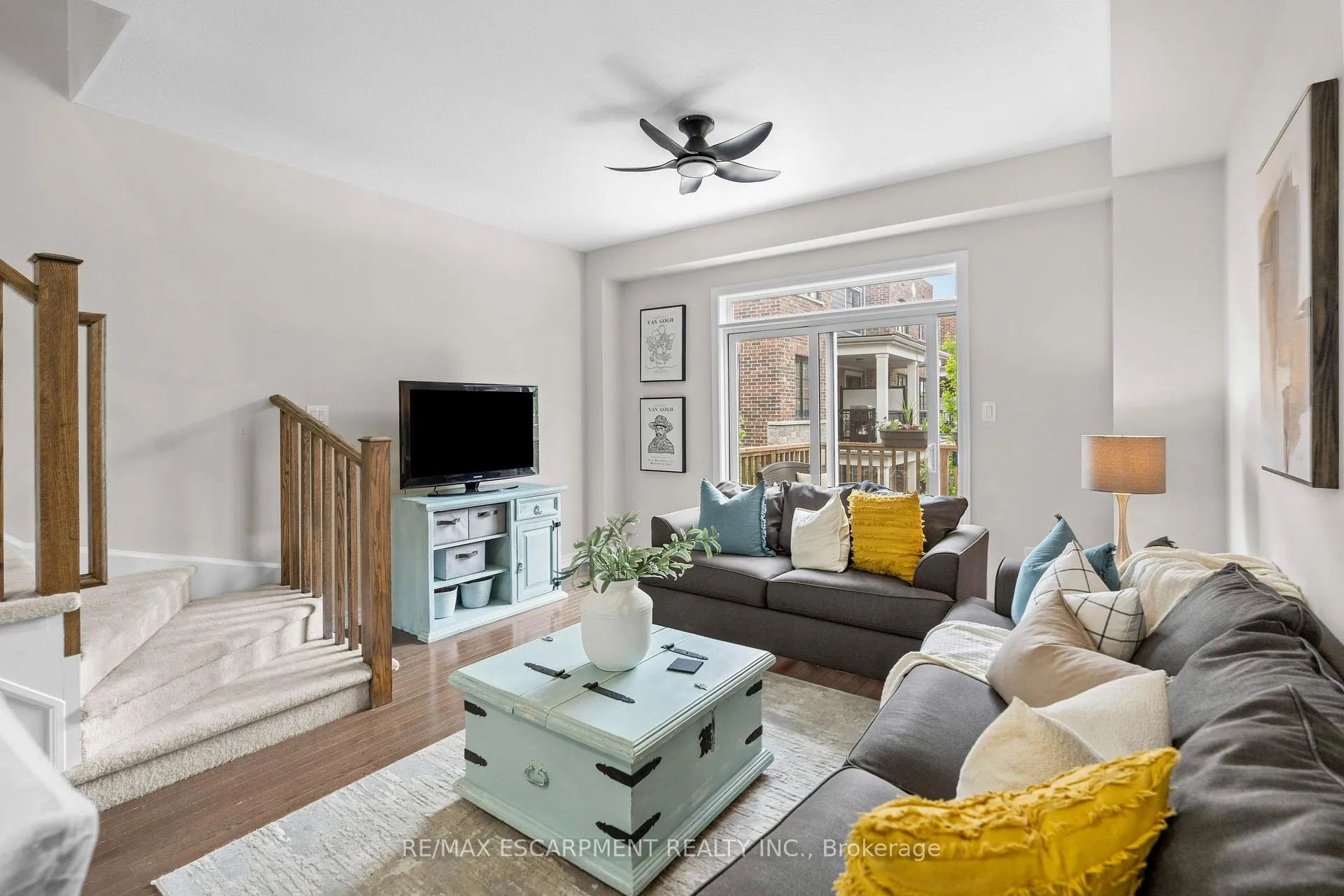 Photo 12 of Unit 53, 215 Dundas Street E, Hamilton, Waterdown — HOMEH