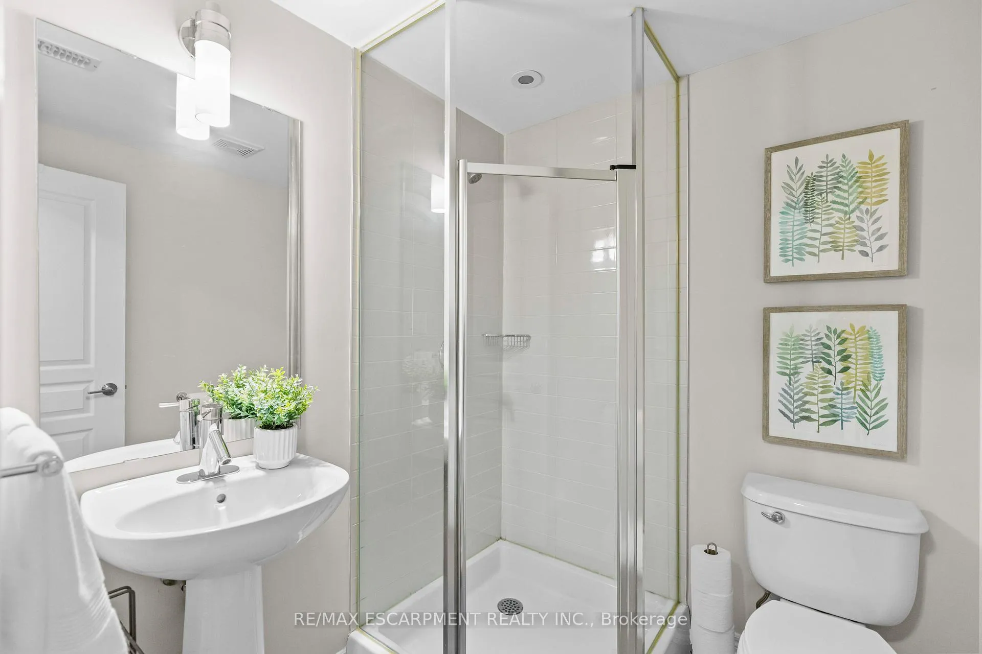 Photo 29 of Unit 53, 215 Dundas Street E, Hamilton, Waterdown — HOMEH
