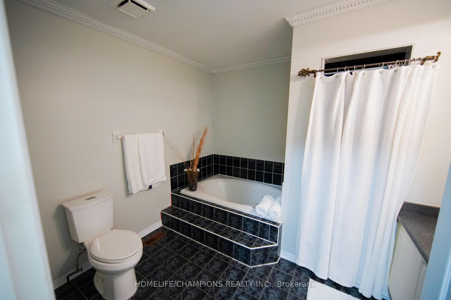Photo 18 of 26 Harkins Drive, Ajax, Central West — HOMEH